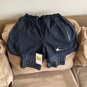 Off white/Nike collaboration Black Athletic Shorts with compression men small